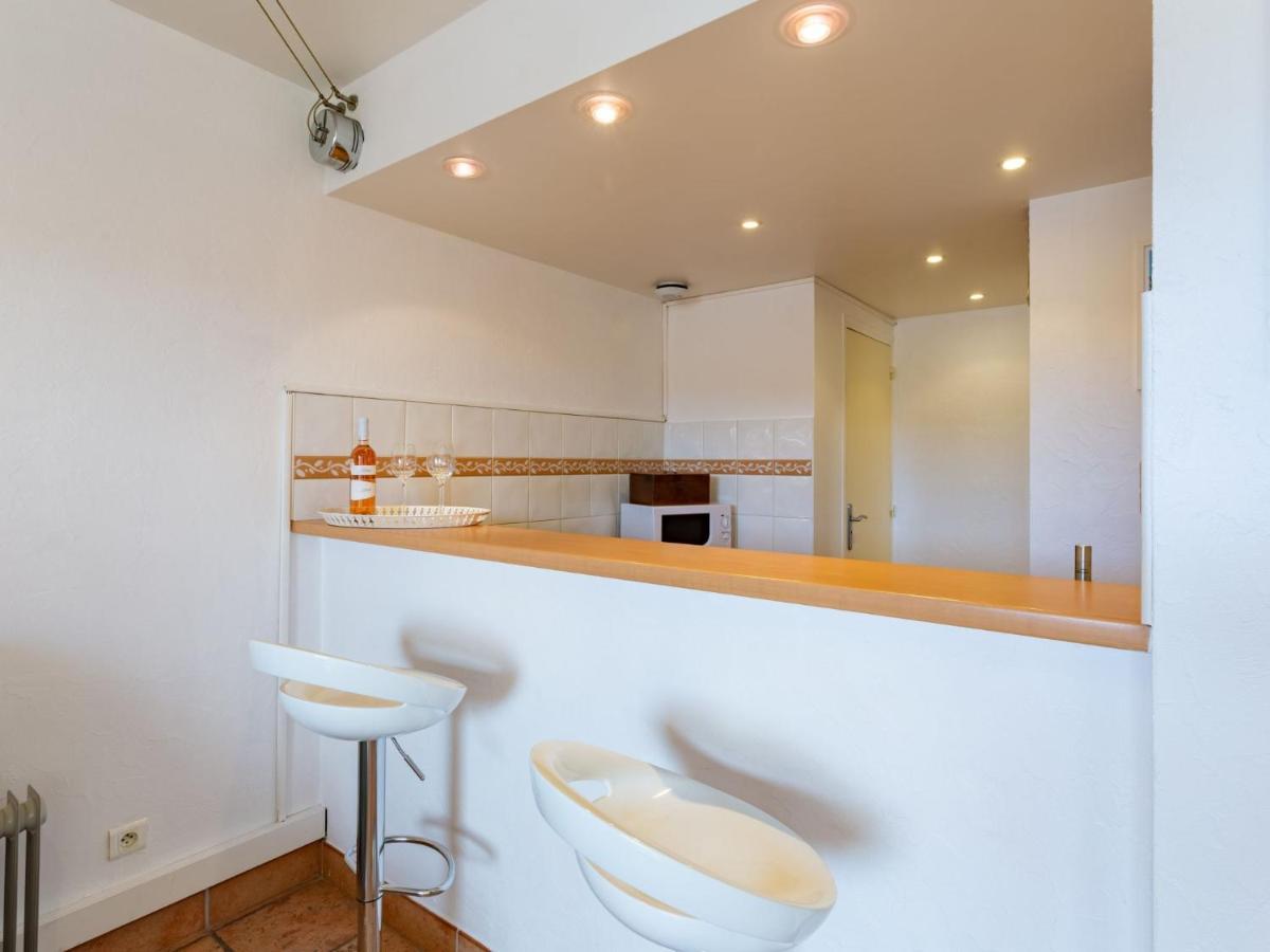 Apartment Le Port De Bormes By Interhome Bagian luar foto