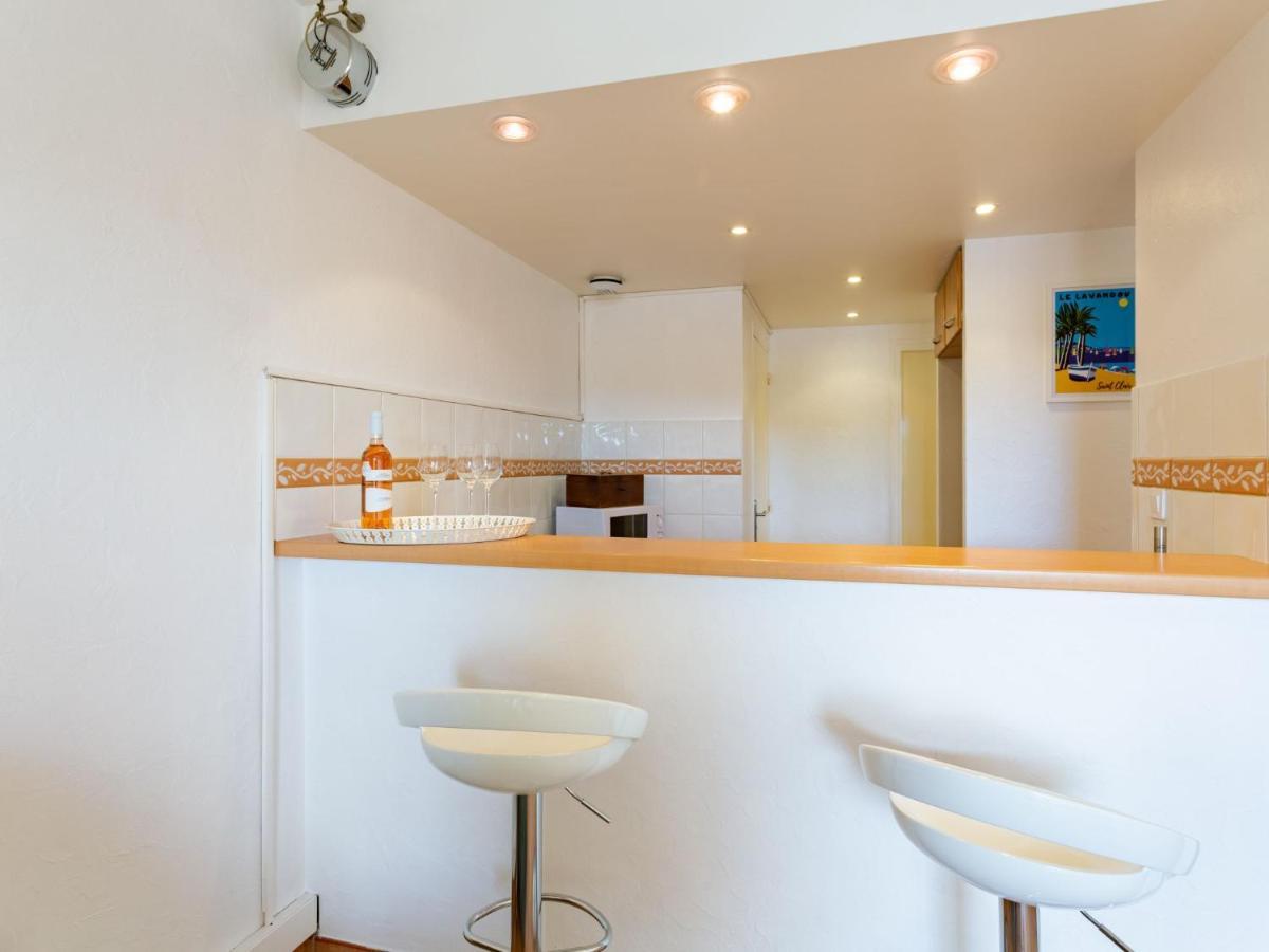 Apartment Le Port De Bormes By Interhome Bagian luar foto